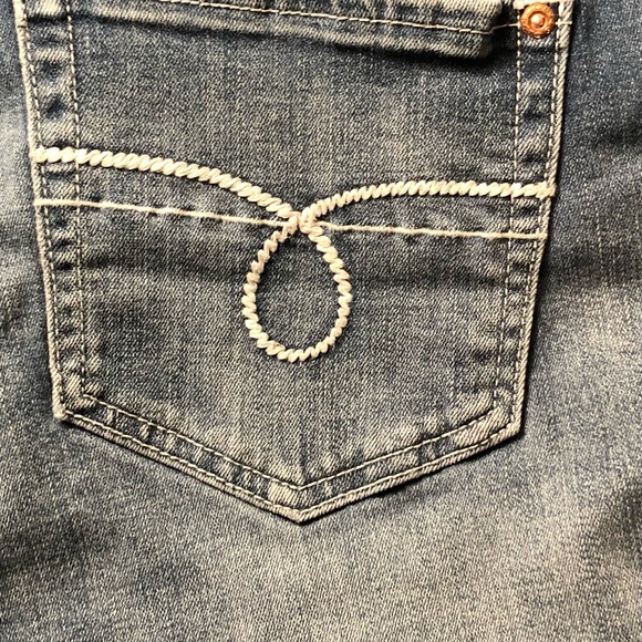 Jeans - Picture 3 of 4
